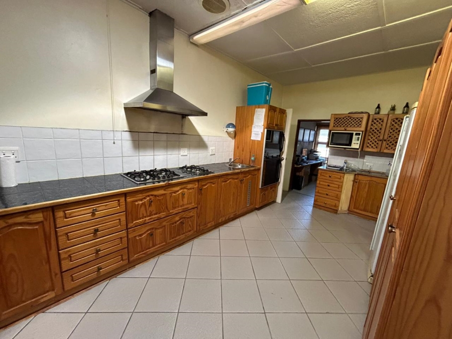 9 Bedroom Property for Sale in Nahoon Eastern Cape